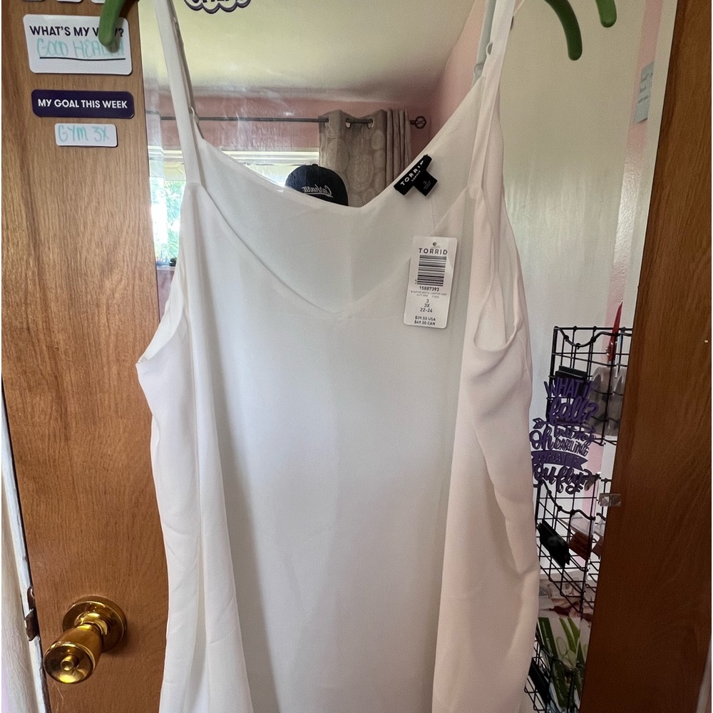 Flowy tank top size 3 Torrid